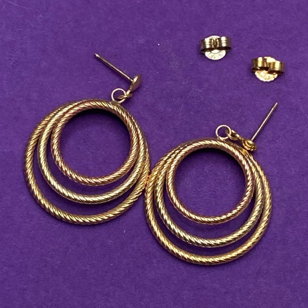💛 Classic 10k Tri Colour Gold Circle Earrings - Picture 4 of 5